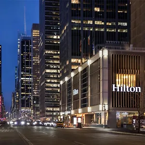 Hilton Midtown מלון