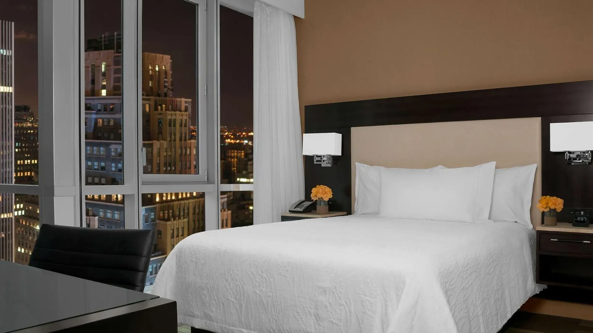 Hilton Garden Inn New York - Times Square Central ABD