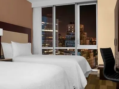 *** Otel Hilton Garden Inn New York - Times Square Central ABD
