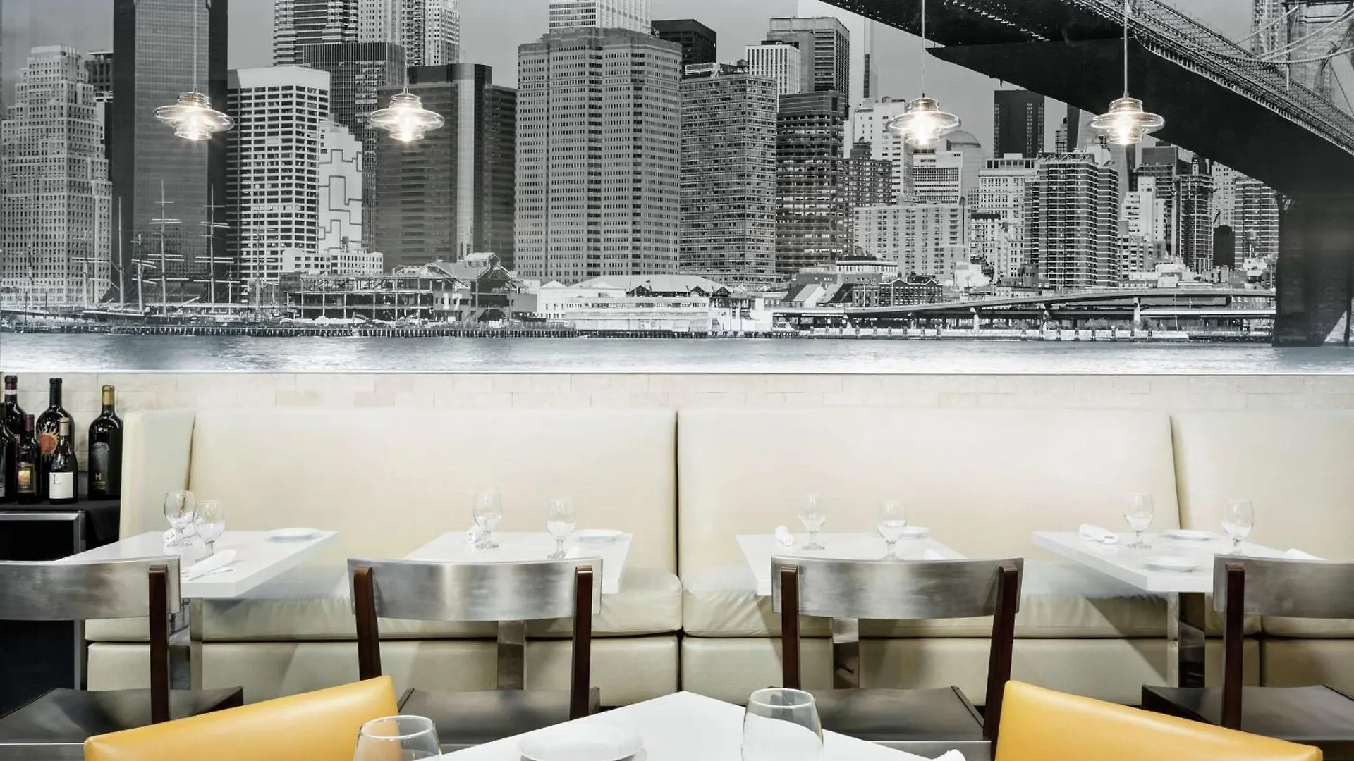 Hilton Garden Inn New York - Times Square Central 3*,