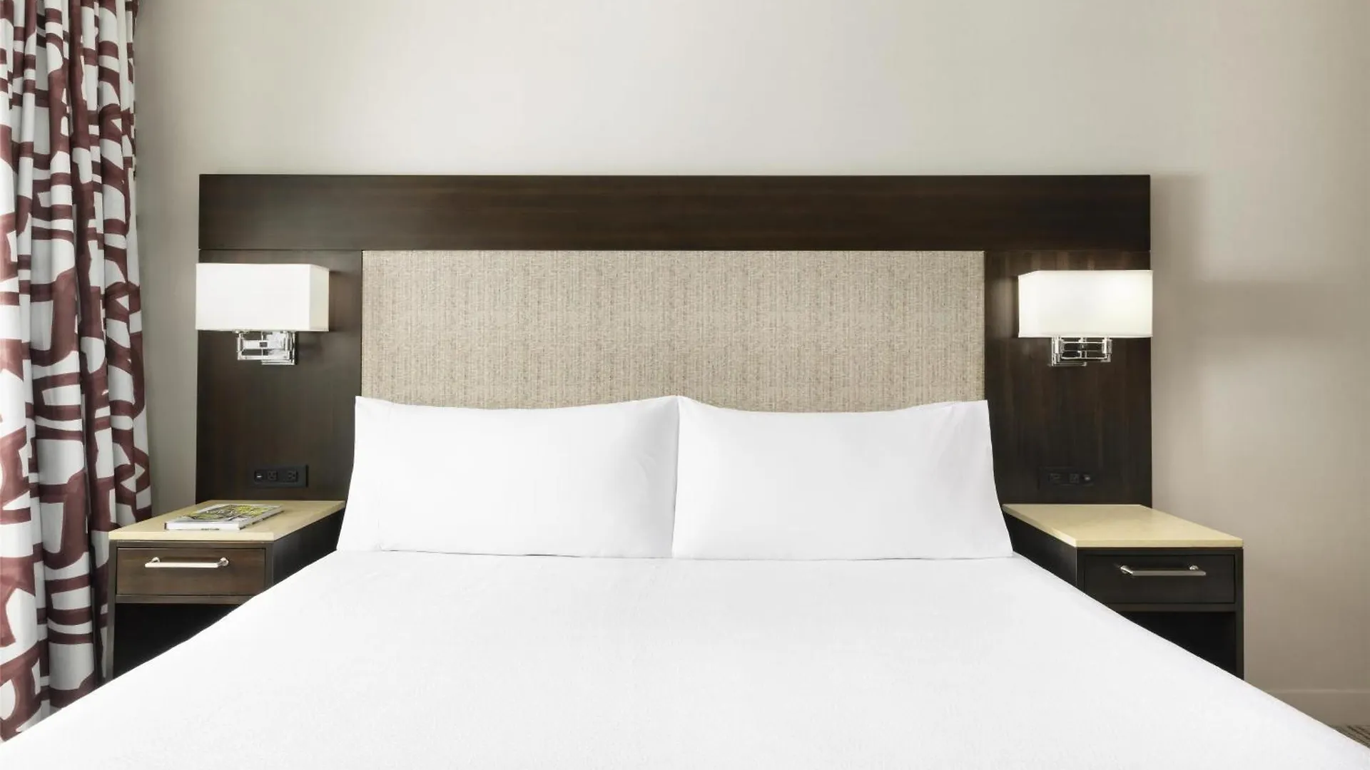 Hilton Garden Inn New York - Times Square Central Hotel